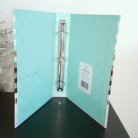 2/$20 Personal Binder Organizer With 2 Sets of Page Dividers [Half Letter] - Picture 6 of 13